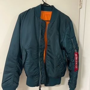 Pilot bomber jacket